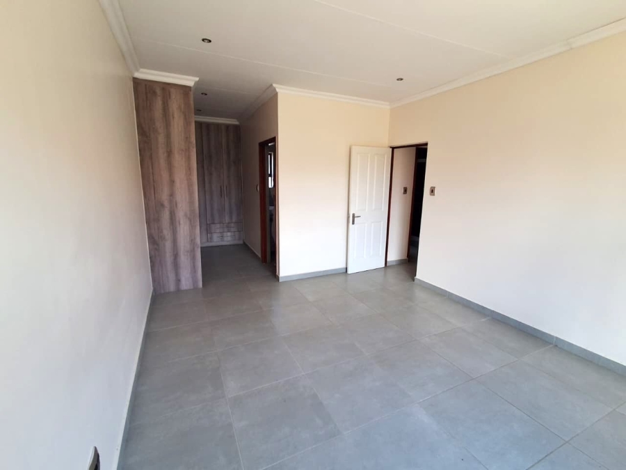 4 Bedroom Property for Sale in Mandela View Free State